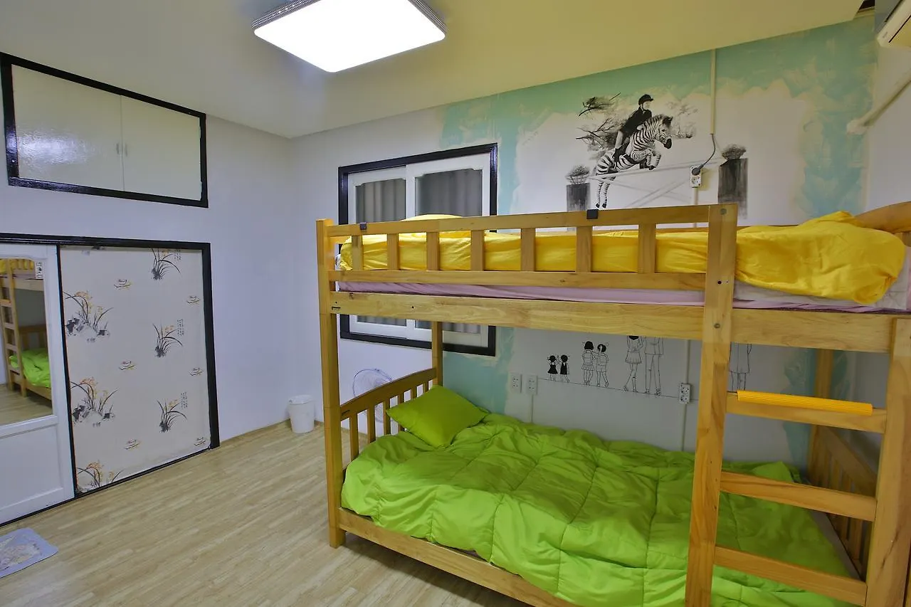 Vesta Busan Guesthouse 0*,  韓国